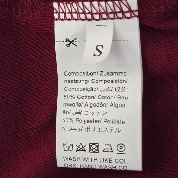 3/$25 NWOT | Burgundy V-Neck Short Sleeve T-Shirt Top Front Knot Hem | Small - Picture 4 of 5